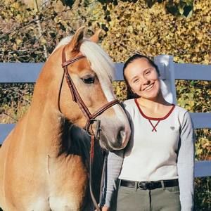 Meet your Posher, Béatrice